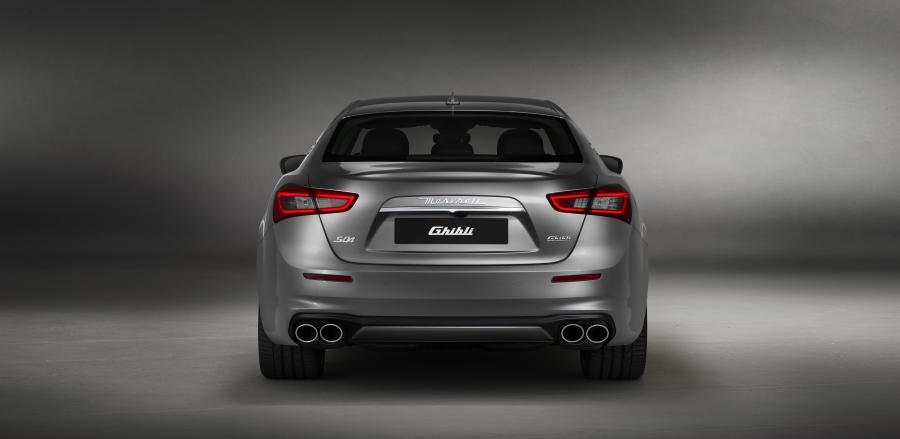  Maserati Ghibli S Q4 GranLusso 2017 года  (фото 5 из 43)